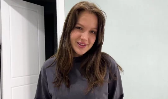 Ujizz I treated my Russian neighbor to tea and then my sweet dick.