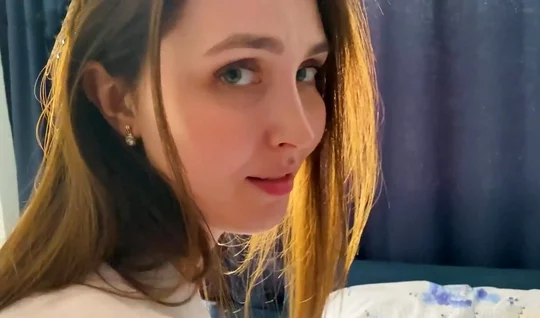 Ujizz The guy persuaded his Russian mom to have sex with him in bed.